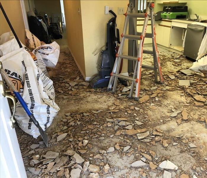 removing tile floor, a mess